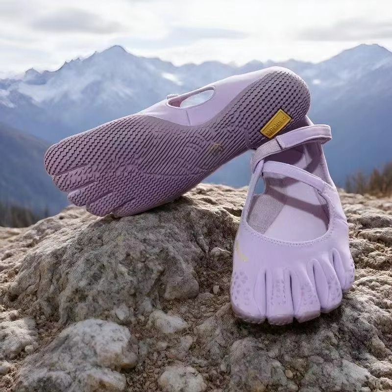 Em Estoque: Tênis Feminino de  - Yoga Fitness Gifts avaliação e preço