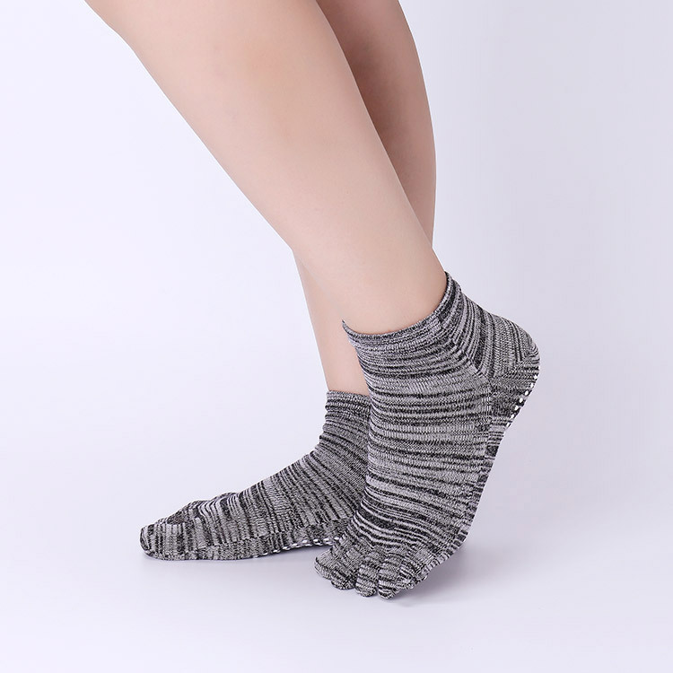 Meias de ioga antiderrapantes  - Yoga Toe Separator avaliação e preço